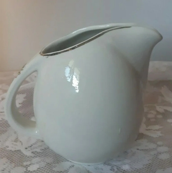 VTG HALL'S Superior Quality Kitchenware Rose White MINI round belly Pitcher USA - Picture 2 of 6